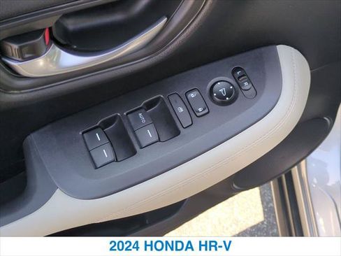 Certified 2024 Honda HR-V LX image 13