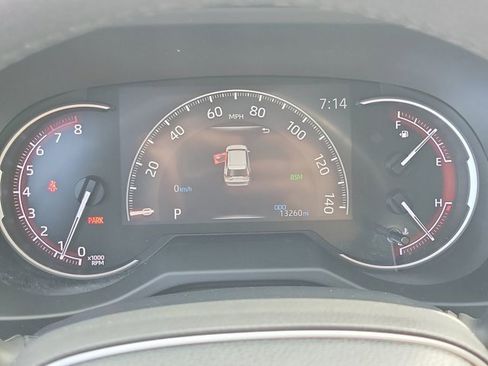 Used 2023 Toyota RAV4 XLE Premium image 33