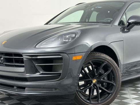 Certified 2025 Porsche Macan GTS AWD/4WD image 26