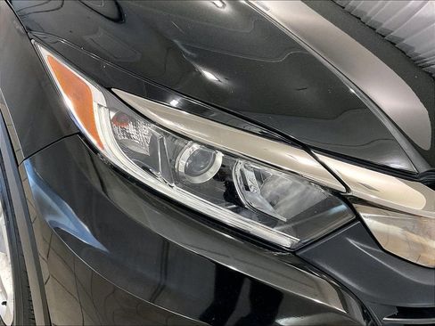 Used 2019 Honda HR-V LX image 32