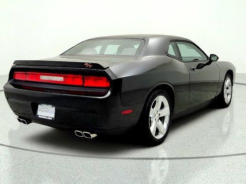 Used 2010 Dodge Challenger R/T RWD image 5