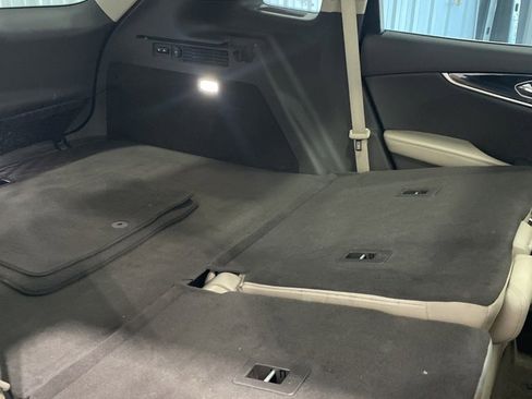 Used 2023 Lincoln Nautilus Reserve w/ Monochromatic Package image 41