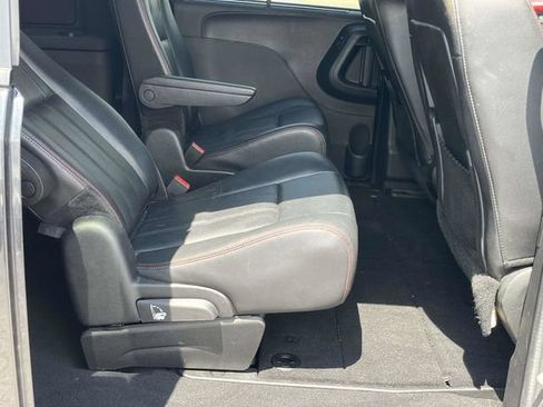Used 2019 Dodge Grand Caravan GT FWD image 22