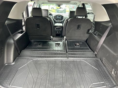 Used 2019 Chevrolet Traverse LT AWD/4WD image 32