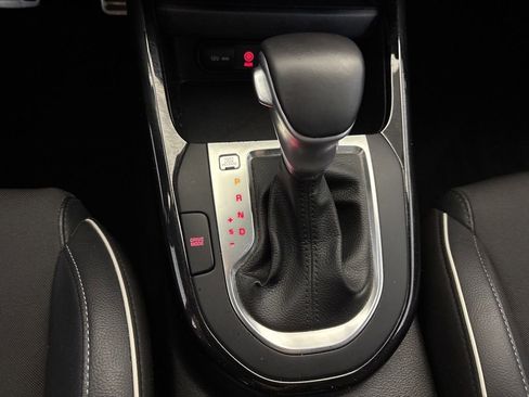 Used 2021 Kia Forte GT-Line image 32