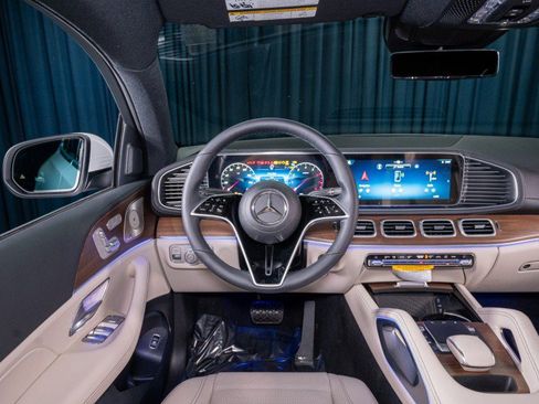 Certified 2026 Mercedes-Benz GLE 450 4MATIC Coupe image 18