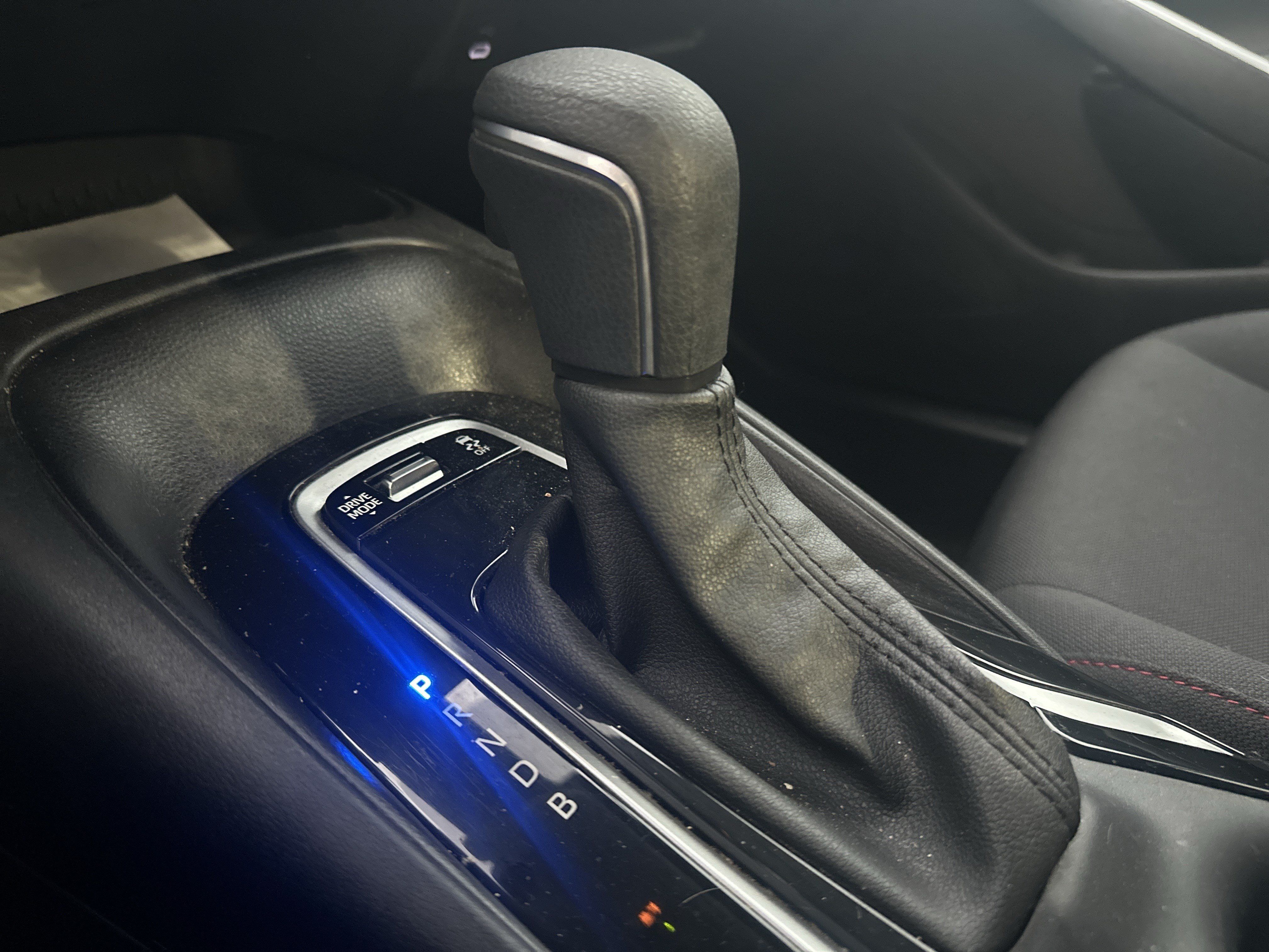 Used 2025 Toyota Corolla SE FWD image 25