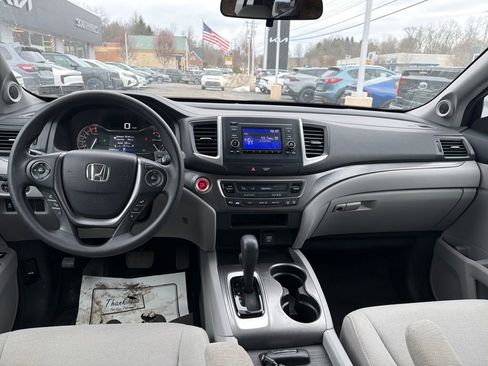 Used 2018 Honda Pilot LX image 12