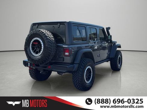 Used 2021 Jeep Wrangler Unlimited Rubicon w/ Dual Top Group AWD/4WD image 4