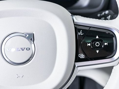 New 2026 Volvo XC90 T8 Ultra w/ Protection Package Premier AWD/4WD image 11