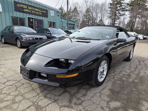 Used 1994 Chevrolet Camaro LT image 4