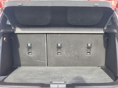 Used 2024 Chevrolet Trax RS w/ Sunroof Package image 22