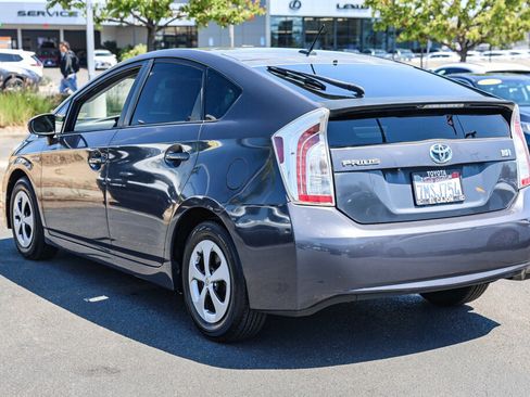 Used 2012 Toyota Prius Three w/ Solar Roof Pkg FWD image 21