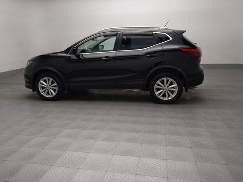 Used 2017 Nissan Rogue Sport SV FWD image 3