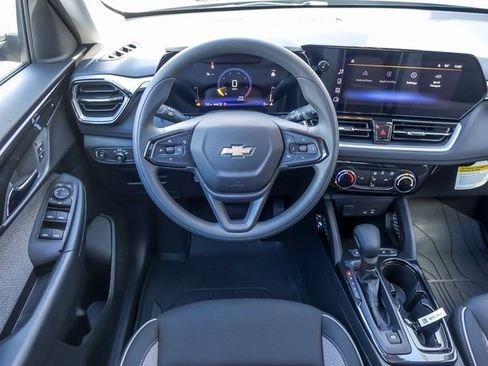 Used 2026 Chevrolet TrailBlazer LT w/ Driver Confidence Package image 16