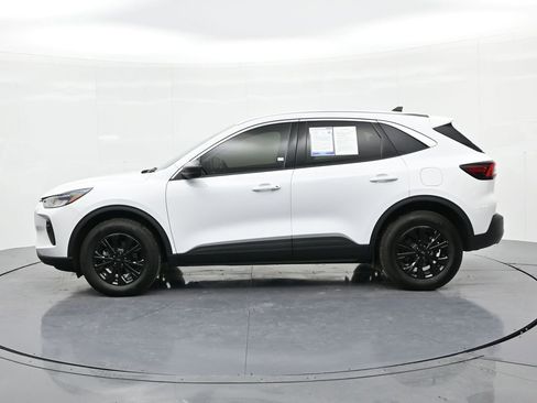 Used 2024 Ford Escape Active image 9
