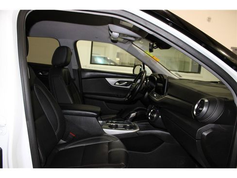 Used 2024 Chevrolet Blazer LT image 24