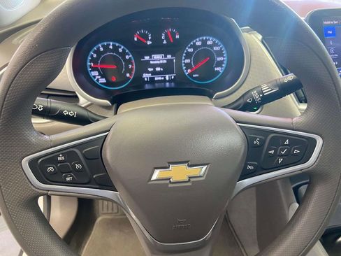 Used 2022 Chevrolet Malibu LS FWD image 18