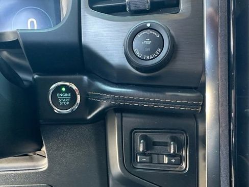 Certified 2023 Ford Expedition Max Platinum image 28