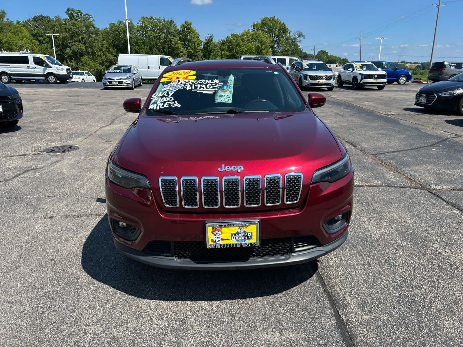 Used 2020 Jeep Cherokee Latitude Plus w/ Cold Weather Group AWD/4WD image 8