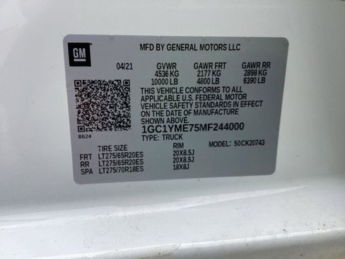 Used 2021 Chevrolet Silverado 2500 Custom w/ Custom Value Package AWD/4WD image 10