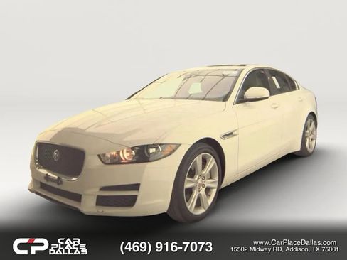 Used 2017 Jaguar XE Premium RWD image 2