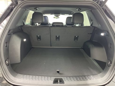 New 2026 GMC Terrain AT4 AWD/4WD image 24