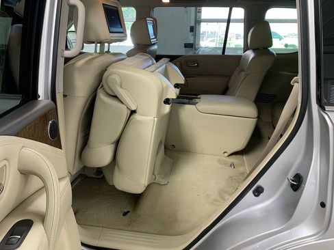 Used 2016 INFINITI QX80 Luxe w/ 22" Wheel Package image 37