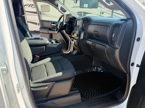 Used 2024 Chevrolet Silverado 1500 Custom Trail Boss w/ LPO, Dark Essentials Package AWD/4WD image 24