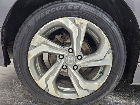 Used 2018 Honda Accord EX image 10