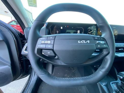 Certified 2025 Kia K4 EX FWD image 13