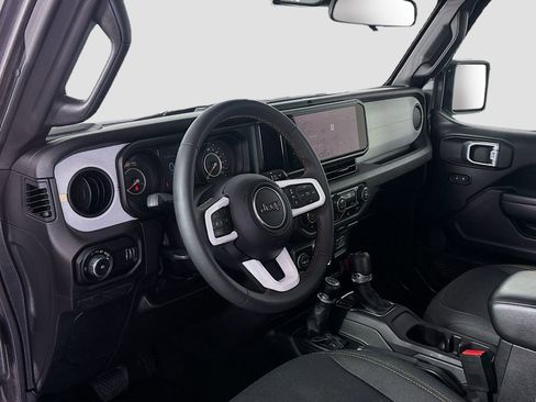 Used 2024 Jeep Wrangler Sport AWD/4WD image 9