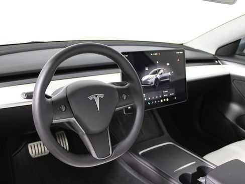 Used 2023 Tesla Model 3 Performance image 8