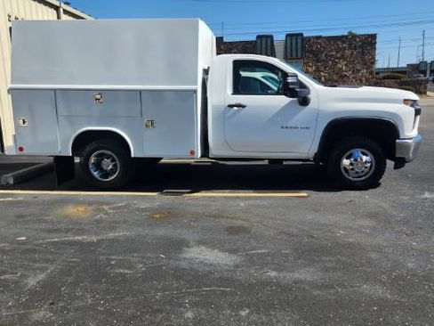 Used 2022 Chevrolet Silverado 3500 W/T w/ WT Convenience Package image 2