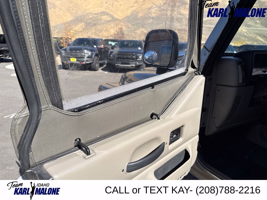 Used 2003 Jeep Wrangler Rubicon AWD/4WD image 24