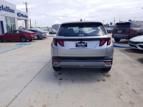 New 2026 Hyundai Tucson SE FWD image 6