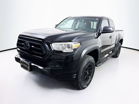 Used 2021 Toyota Tacoma SR w/ SX Package AWD/4WD image 3