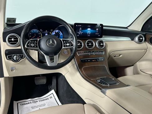 Used 2021 Mercedes-Benz GLC 300 4MATIC image 17
