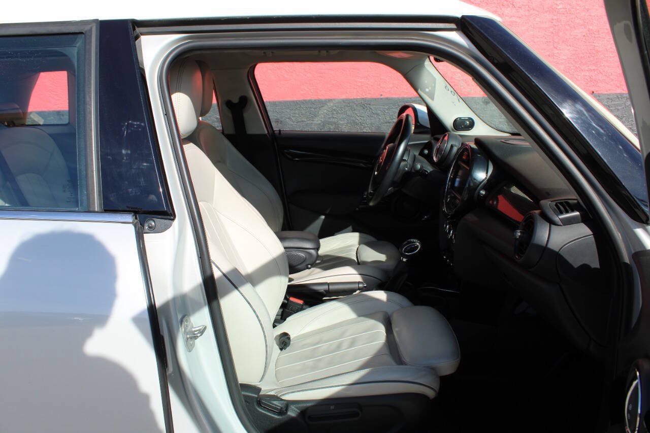 Used 2018 MINI Cooper S FWD image 13