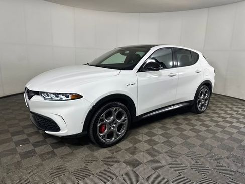 Used 2024 Alfa Romeo Tonale Veloce image 7