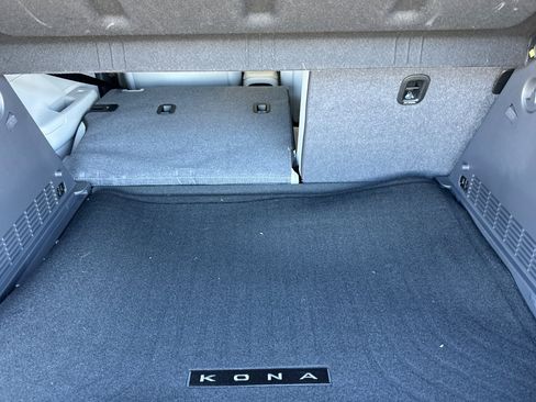 Certified 2025 Hyundai Kona SEL AWD/4WD image 15