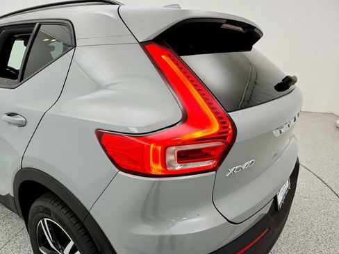 New 2026 Volvo XC40 B5 Core w/ Protection Package Premier AWD/4WD image 27