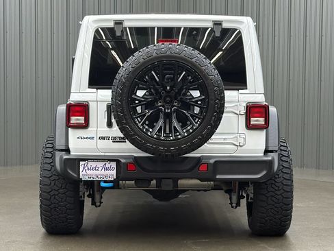 Used 2024 Jeep Wrangler Unlimited AWD/4WD image 4