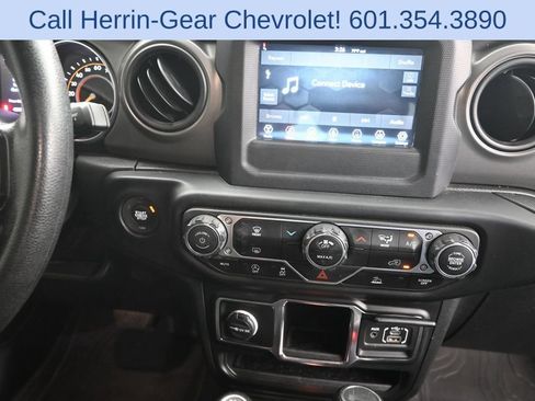 Used 2022 Jeep Wrangler Unlimited Sport AWD/4WD image 28