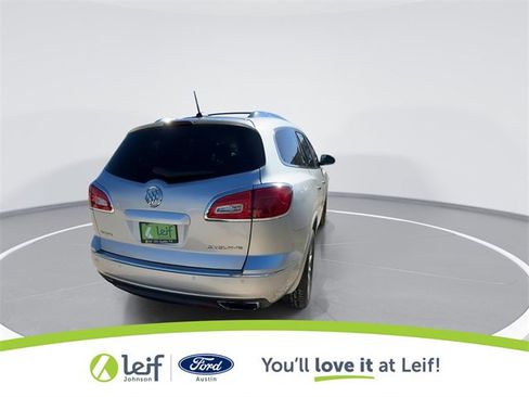 Used 2016 Buick Enclave Leather image 10