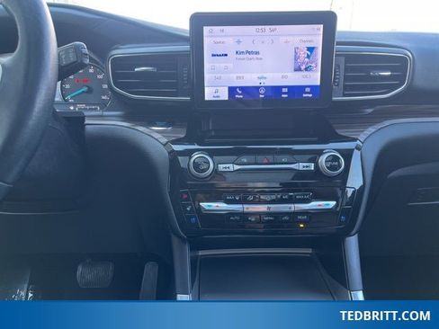 Certified 2022 Ford Explorer Limited w/ Equipment Group 301A image 32