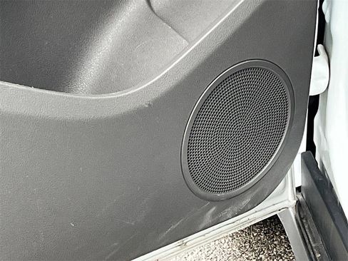 Used 2022 Ford Transit Connect XL image 18