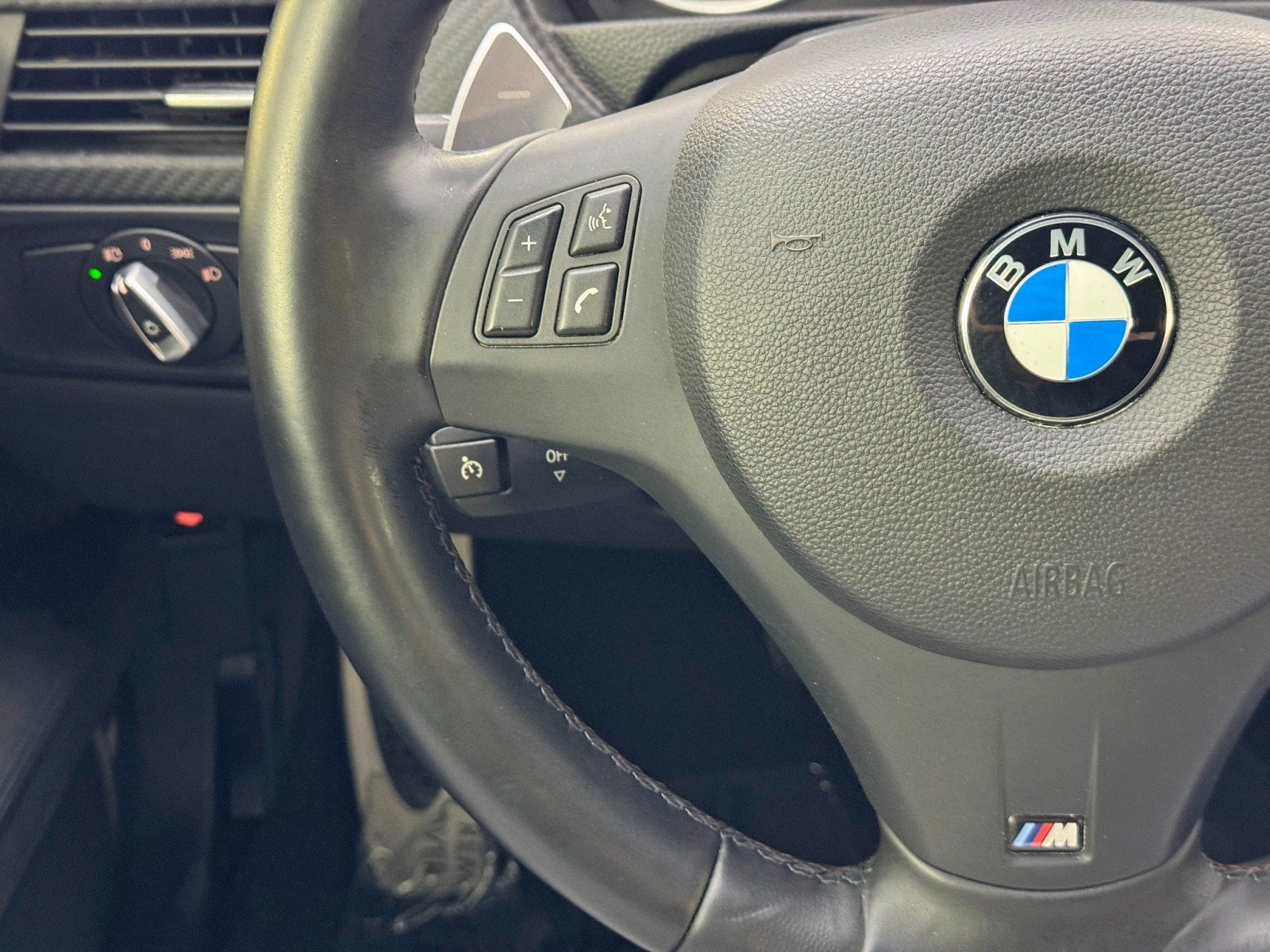 Used 2011 BMW M3 Convertible RWD image 19