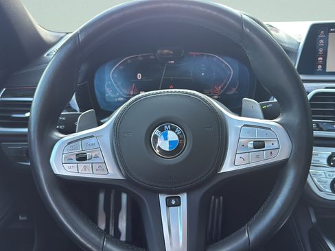 Used 2022 BMW 740i xDrive w/ M Sport Package AWD/4WD image 27