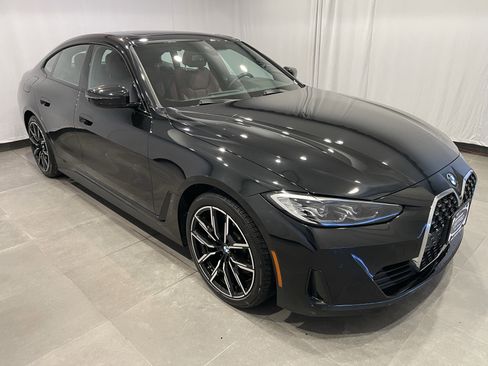 Used 2022 BMW 430i Gran Coupe w/ M Sport Package RWD image 3